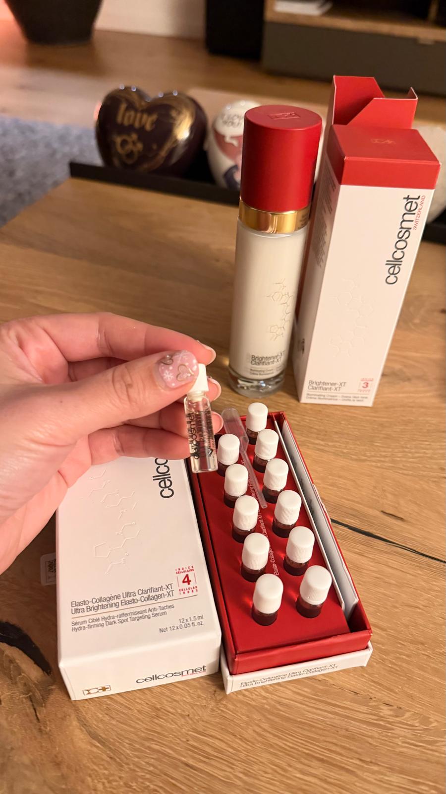 Ultra Brightening Elasto-Collagen-XT