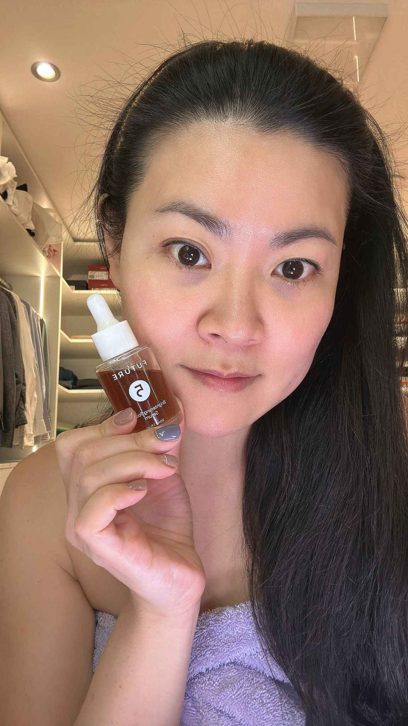 FUTURE- THE BRIGHTENING TOUCH SERUM (30ML)